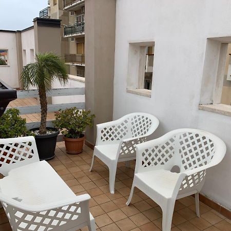 Alfieri Bed&Beach - Free Parking & Wifi Praia a Mare Bagian luar foto