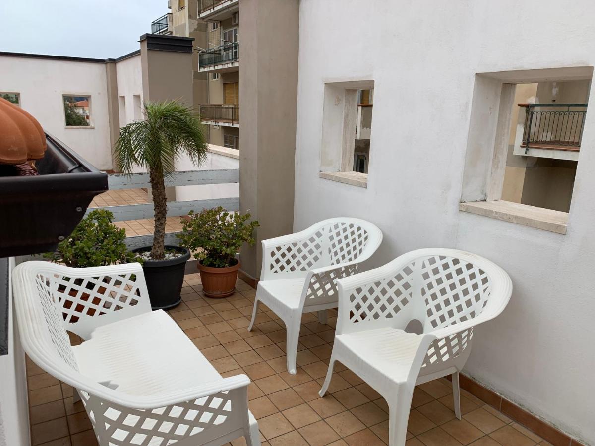 Alfieri Bed&Beach - Free Parking & Wifi Praia a Mare Bagian luar foto